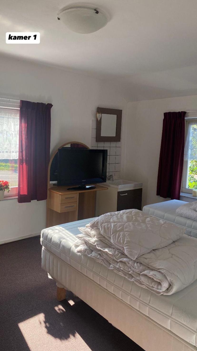 Gasterij De Brabander Bed & Breakfast Someren ภายนอก รูปภาพ